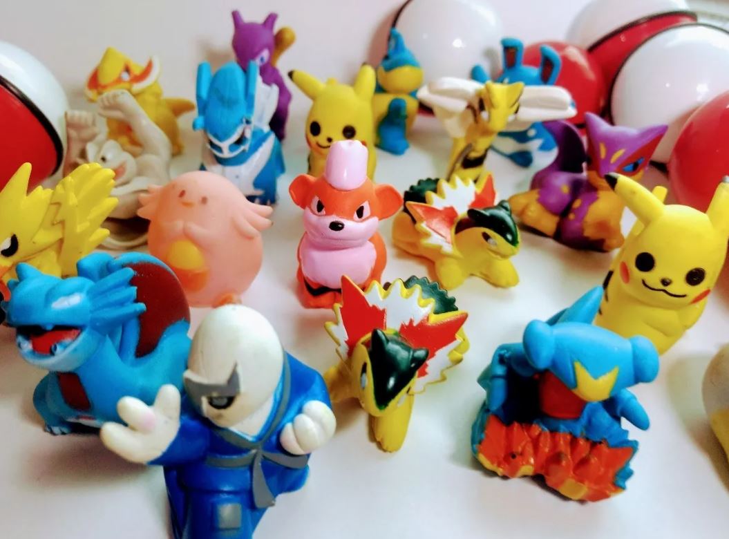 Bonecos Brinquedo Pokemon Kit 20 Capsulas Pokebola Dedoche em